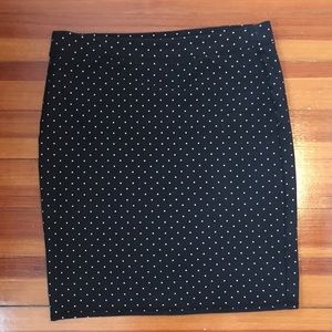 Stretchy polka dot pencil skirt